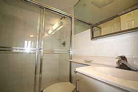 Furnished 1 Bedroom Home on 1431 Ocean Ave  in Santa Monica, CA (Photo 5 of 7)