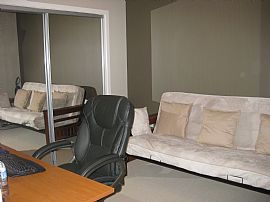 2br / 2ba Condo in The Heart of Midtown Atlanta! in Atlanta, GA (Photo 10 of 11)