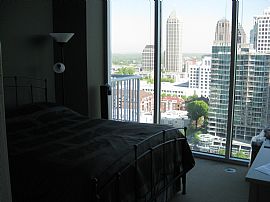 2br / 2ba Condo in The Heart of Midtown Atlanta! in Atlanta, GA (Photo 9 of 11)