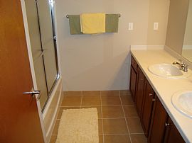 Beautiful 1 Bedroom Condo on Lake Erie in Sandusky, OH (Photo 3 of 3)