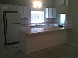 Beautiful House in Carlton Terrace in Woodland Hills, CA (Photo 5 of 7)