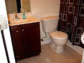 Cute, Newer 3 Bedroom Home with Privacy Fenced Backyard in Madison, TN (Photo 4 of 12)