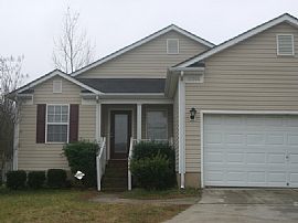 Spacious Charlotte Home in Charlotte, NC