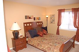 Cute 1 Bedroom Apartment - Pay No Rent For The Rest of May!! in Madison, WI (Photo 3 of 6)