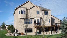 Beautiful 4 Bedroom Home near Wayzata Schools! in Plymouth, MN (Photo 2 of 7)