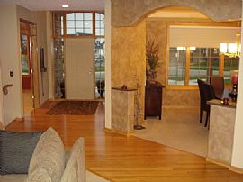 Beautiful 4 Bedroom Home near Wayzata Schools! in Plymouth, MN (Photo 7 of 7)