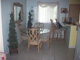Wonderful, Scenic 3 Bedroom Townhouse with View in Homestead, FL (Photo 3 of 5)