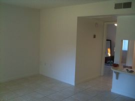 Attractive 1 Bedroom Apartment with All Utilities Included in Winter Park, FL (Photo 6 of 8)