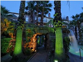 Serene 2 Bedroom Apartment at Phoenician in Houston, TX (Photo 3 of 9)