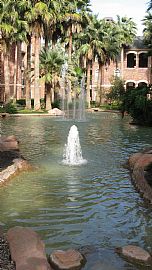 Serene 2 Bedroom Apartment at Phoenician in Houston, TX (Photo 5 of 9)