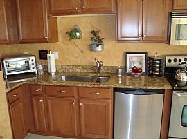 Beautiful 3 Bedroom Townhouse - Timberwalk Renters Dream in South Fort Myers, FL (Photo 6 of 12)