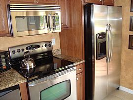 Beautiful 3 Bedroom Townhouse - Timberwalk Renters Dream in South Fort Myers, FL (Photo 7 of 12)