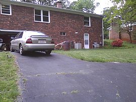 Gorgeous 3 Bedroom Home with Pfafftown Charm in Pfafftown, NC (Photo 4 of 6)