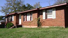 Desirable 2 Bedroom Home - Near I-65  in Nashville, TN