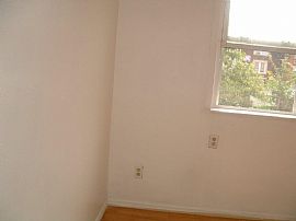 Two Family, 2 Bedroom Home on First Floor for Rent by Owner in Fairview, NJ (Photo 3 of 6)