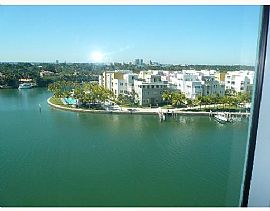 Gorgeous 2bd/2bath with Ocean View. in Miami Beach, FL (Photo 4 of 10)