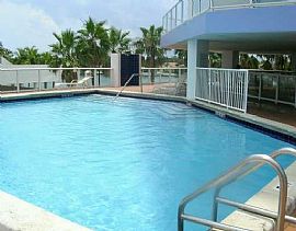 Gorgeous 2bd/2bath with Ocean View. in Miami Beach, FL (Photo 5 of 10)