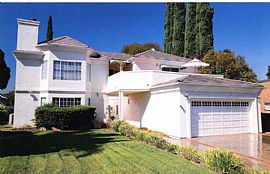Gorgeous 5 Bedroom Home with 4000 Sq. Ft. - Off Ventura Blvd in Encino, CA