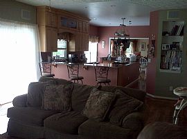 Superb 4 Bedroom Home in Cul-De-Sac with Remodeled Kitchen in Virginia Beach, VA (Photo 2 of 7)