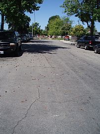 Spacious 2 Bedroom Duplex Apartment - Newly Painted - $950 in Pomona, CA (Photo 5 of 10)