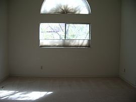 Sparkling, Bright 2 Bedroom Townhouse with Updated Features in Foster City, CA (Photo 5 of 11)