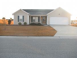Superb 3 Bedroom with Option with Split Floor Plan in Wilmington, NC