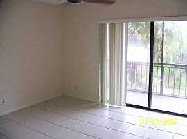 Completely Remodeled 2, 1.5 For Rent Deerfield Beacg in Deerfield Beach, FL (Photo 2 of 8)