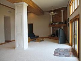 Executive 4 Bedroom Home on The Golf Course in Omaha, NE (Photo 4 of 6)