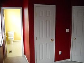 Luxurious 4-Level, 3 BR, 3.5 BA Townhouse with Lots of Light in Upper Marlboro, MD (Photo 6 of 10)