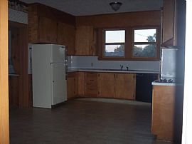 Enchanting 6 Bedroom Farmhouse on 9 Acres in Lawndale, NC (Photo 4 of 12)