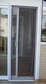 Excellent 3 Level, 3 Bedroom Townhouse with Finished Basement in Staten Island, NY (Photo 3 of 4)