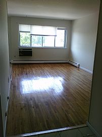Spacious 2 Bedroom Condo - Available Immediately in Yonkers, NY