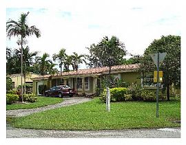 Grand 3 Bedroom Home in South Miami in South Miami, FL