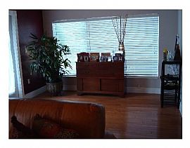 Grand 3 Bedroom Home in South Miami in South Miami, FL (Photo 3 of 10)