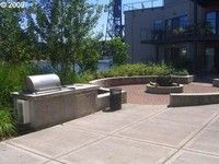 Fully Furnished 1 Bedroom Condo - Many Amenities in Portland, OR (Photo 5 of 8)