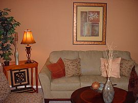 Large 2 Bedroom Apartment - Laundry Facilities in Building in Indianapolis, IN (Photo 4 of 5)