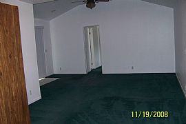 Custom 3 Bedroom Home with RV Parking and 1.5 Mi From Beach  in Costa Mesa, CA (Photo 6 of 6)