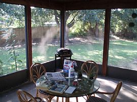 Marvelous 3 Bedroom Home - Move in Ready in Palm Bay, FL (Photo 3 of 10)