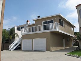 Immaculate 3 Bedroom Home in Upscale Area in Hermosa Beach, CA (Photo 6 of 7)