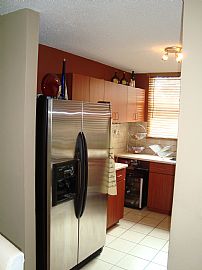 Fully Furnished Modern 3 Bedroom Apartment -  Very Spacious in Guaynabo, PR (Photo 5 of 6)