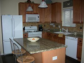 Beautiful 4 Bedroom Home in Cambridge Lakes in Pingree Grove, IL (Photo 2 of 10)