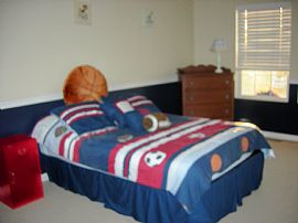 Beautiful 4 Bedroom Home in Cambridge Lakes in Pingree Grove, IL (Photo 9 of 10)