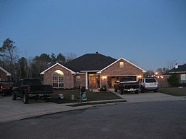 Nice 3 Bedroom Home Close to Three Rivers Elementary School in Gulfport, MS