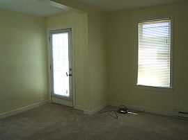 Recently Rehabbed 4 Bedroom Apartment with Balcony  in Hagerstown, MD (Photo 2 of 5)
