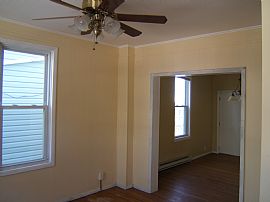 Recently Rehabbed 4 Bedroom Apartment with Balcony  in Hagerstown, MD (Photo 4 of 5)