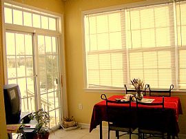 Beautiful 3 Bedroom Townhouse in Windsor Meadows  in East Windsor, NJ (Photo 5 of 12)