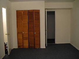 Spacious 3 Bedroom Duplex Apartment - Available Now in Woodside, NY (Photo 5 of 9)