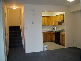 Spacious 3 Bedroom Duplex Apartment - Available Now in Woodside, NY (Photo 8 of 9)