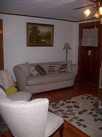 Fantastic 2 Bedroom Apartment in Private Home  in Maplewood, NJ (Photo 5 of 5)