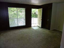 Remodeled 2 Bedroom Apartment - Walking Distance From TWU in Denton, TX (Photo 7 of 8)